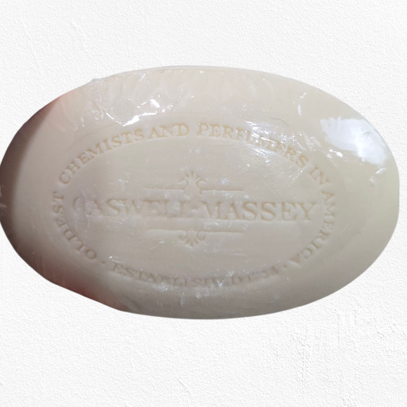 Lot of 6 Vintage Hotel & Luxury Soaps Roger & Gallet Caswell Massey Canterbury - Picture 7 of 9